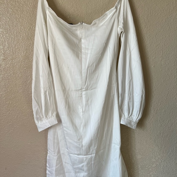 FASHIONOVA WHITE DRESS - Picture 7 of 7